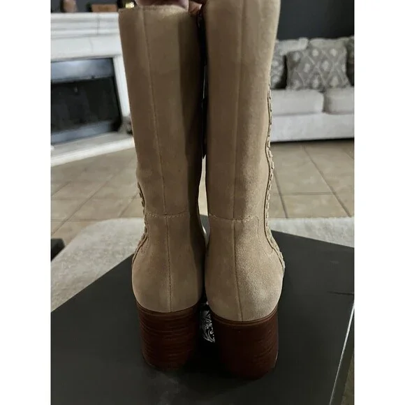 VINCE CAMUTO Suede Mid-Shaft Boots Zelcinna 8.5M US - Sand (Tortilla) - NEW - Picture 2 of 7